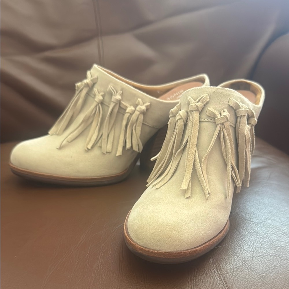 Kork Ease Fringed Beige Women's Mules